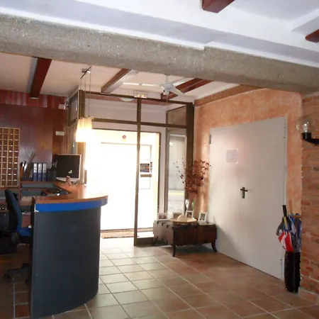 Isabel Guest house *